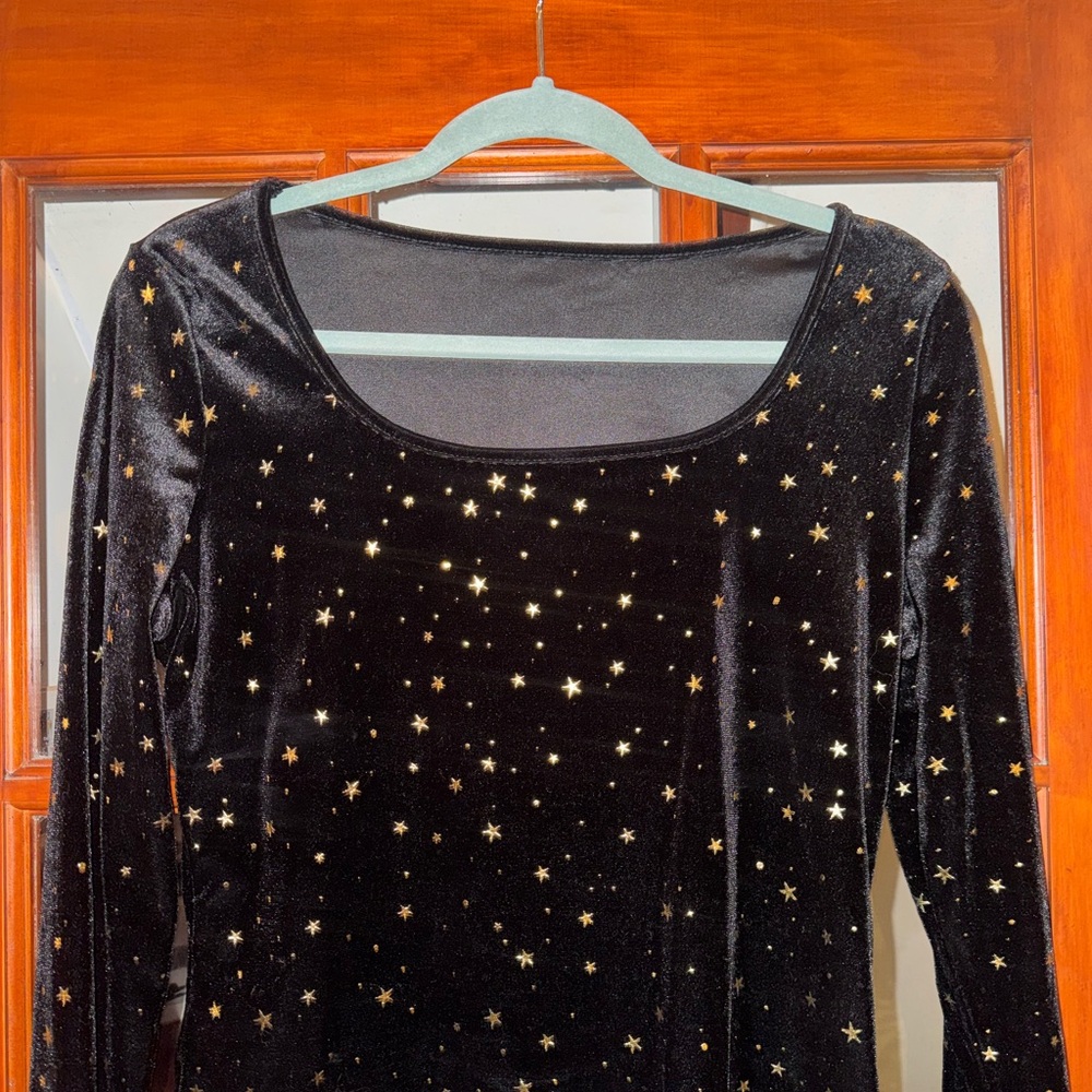 Black and Gold Starry Long Sleeve Top